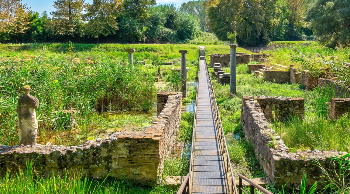 Johan Zoffany   Tribuna of the Uffizi   Google Art Project