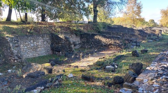 Καταστήματα